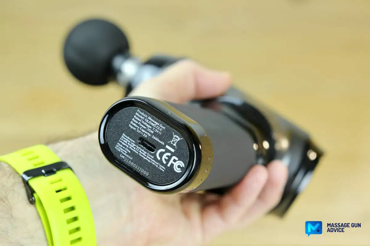 Bob and Bob And Brad T2 Massage Gun Review: Is It a Genuine Upgrade? 28 Bob and Brad T2: USB-C charging port